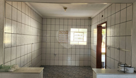 Casa à venda com 2 quartos no Centro, Poá, SP