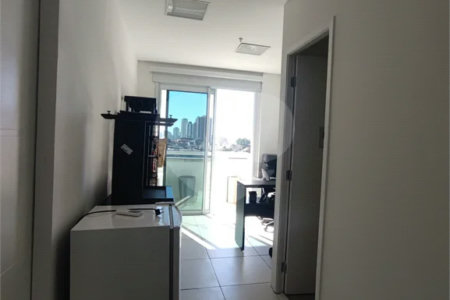 Excelente conjunto comercial para locação com 38 m², 2 salas com varanda e 1 vaga no Ipiranga!