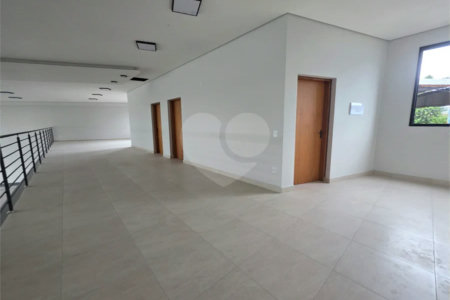 Prédio Comercial para Locação no Jardim Santo Antônio em Valinhos/SP