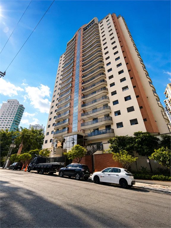Excelente apartamento à venda na Vila Reg. Feijó