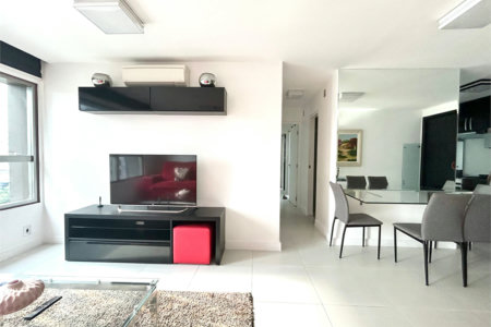Apartamento mobiliado à venda ou para alugar na Berrini - São Paulo, SP.