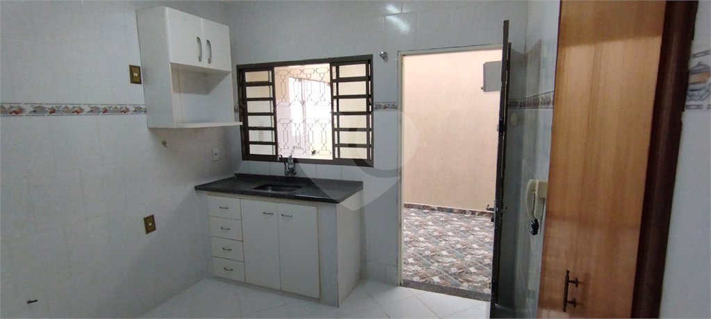 Casa térrea para venda no Planalto paraíso