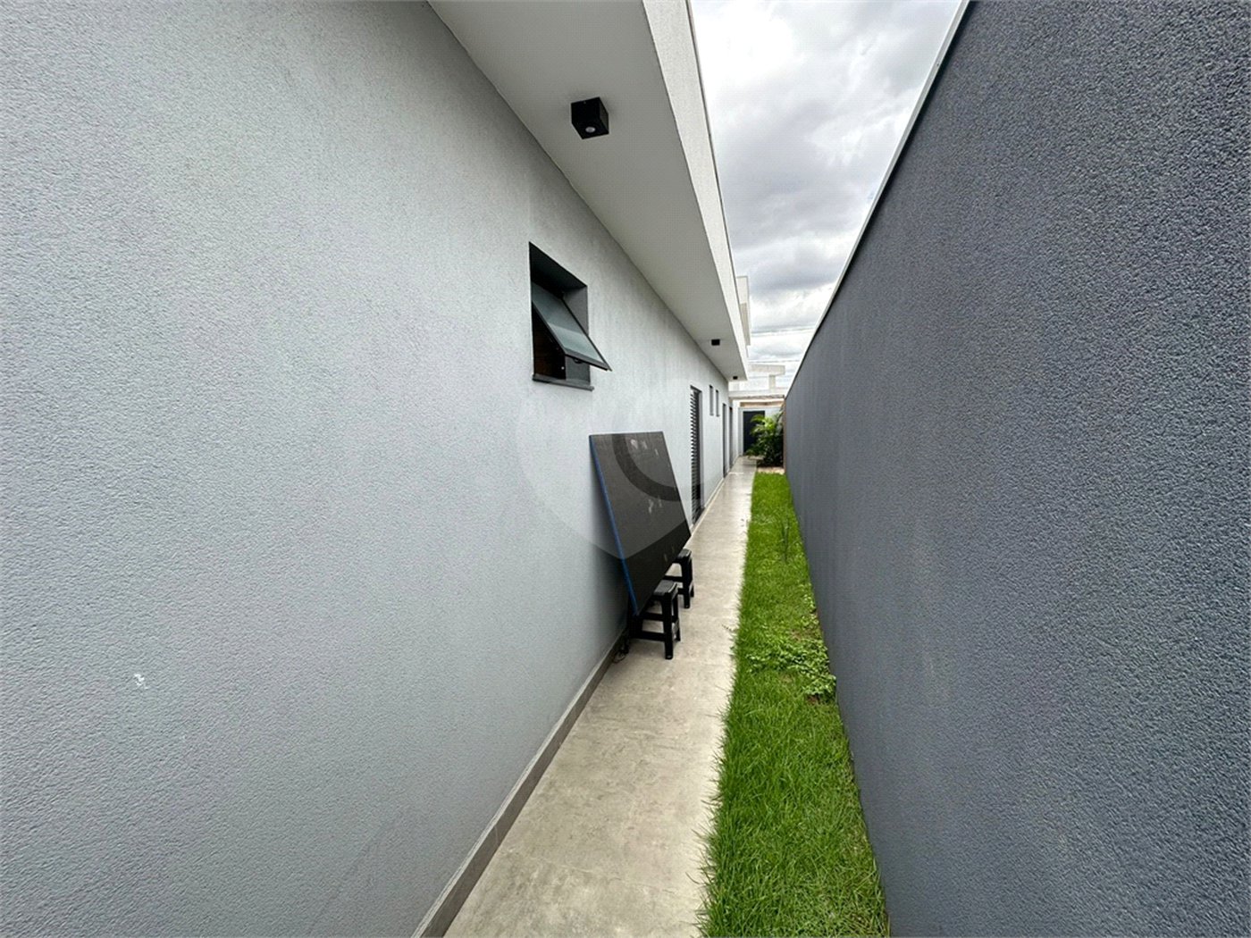 Apartamento Condomínio Montreal