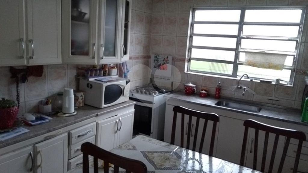 Ótima Casa térrea na Vila Dom Pedro com 2 casas