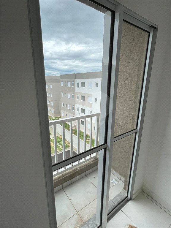 Apartamento à venda no Residencial Vila das Orquídeas, no Jockey Clube!