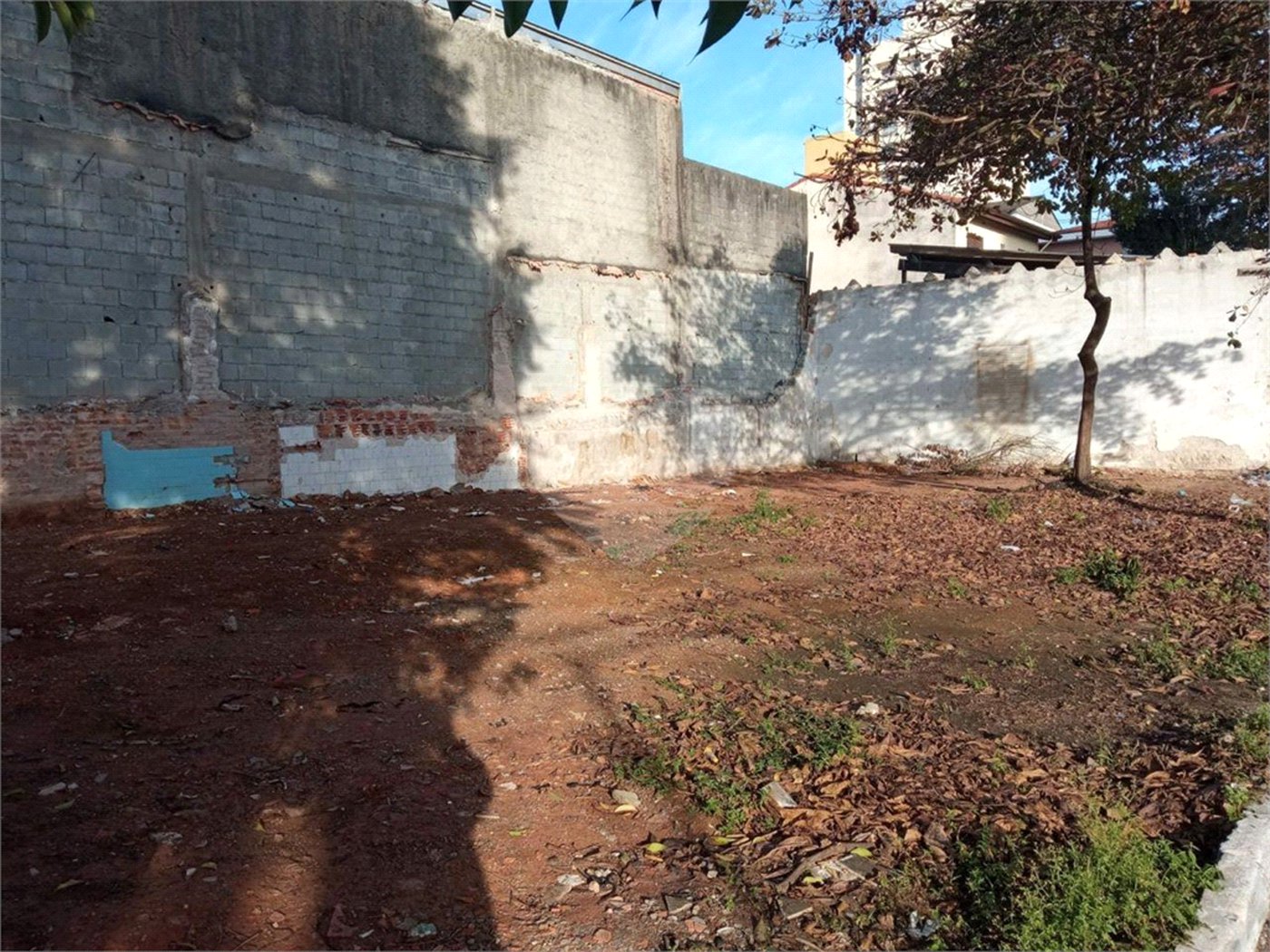 Excelente Terreno no Jardim Prudência, com 300 M² (10x30)