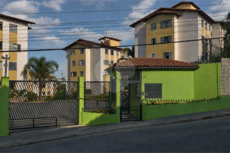 Apartamento á venda - Ferraz de Vasconcelos