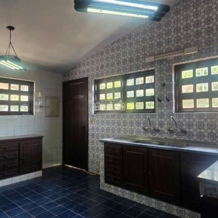 Casa à venda com 5 quartos, sendo 3 suítes, em Itapetinga, Atibaia, SP