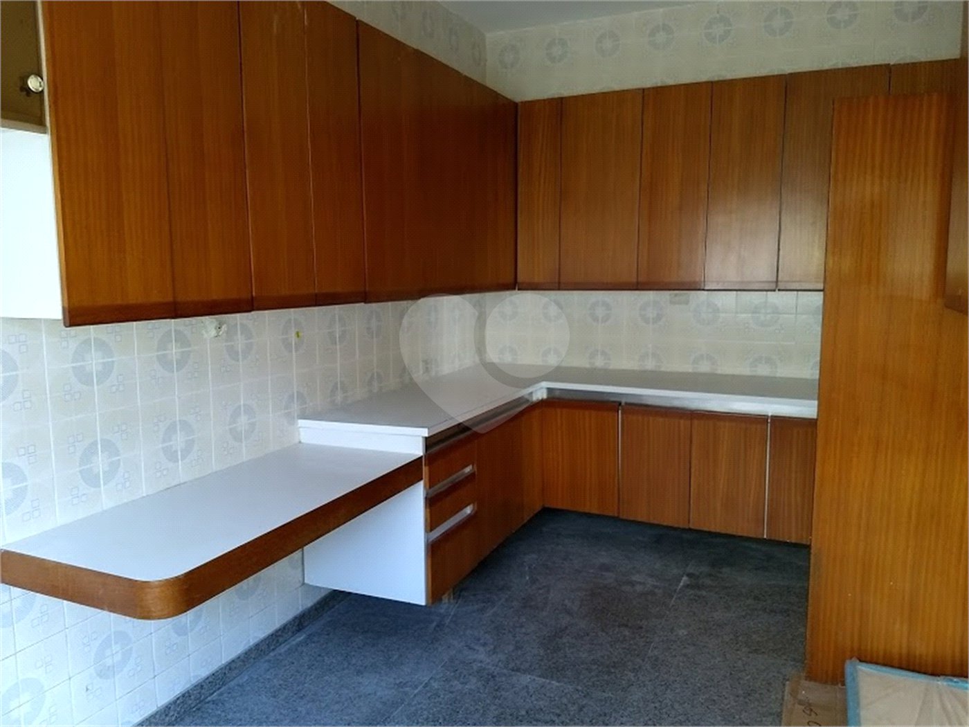 Apartamento para venda ou locação, 4 quartos (1 suíte), na Bela Vista, R Cincinato Braga