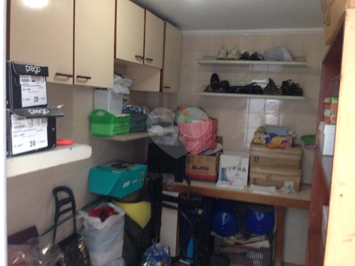 Vende-se Sobrado em Condomínio Fechado – 3 Dormitórios | 180 m²