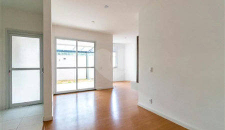Apartamento à venda com 2 quartos em Cambuci, São Paulo, SP