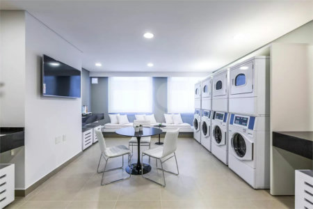 Apartamento tipo Studio com 36m na região central de São Paulo - SP.