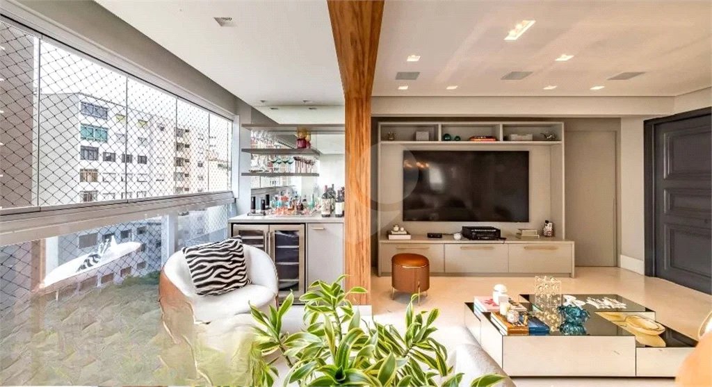 Apartamento à Venda - Santa Cecília, 3 Quartos, 160m2 Este espaçoso apartamento de 162 m² oferece uma combinação perfeita de conforto e localização privilegiada!!