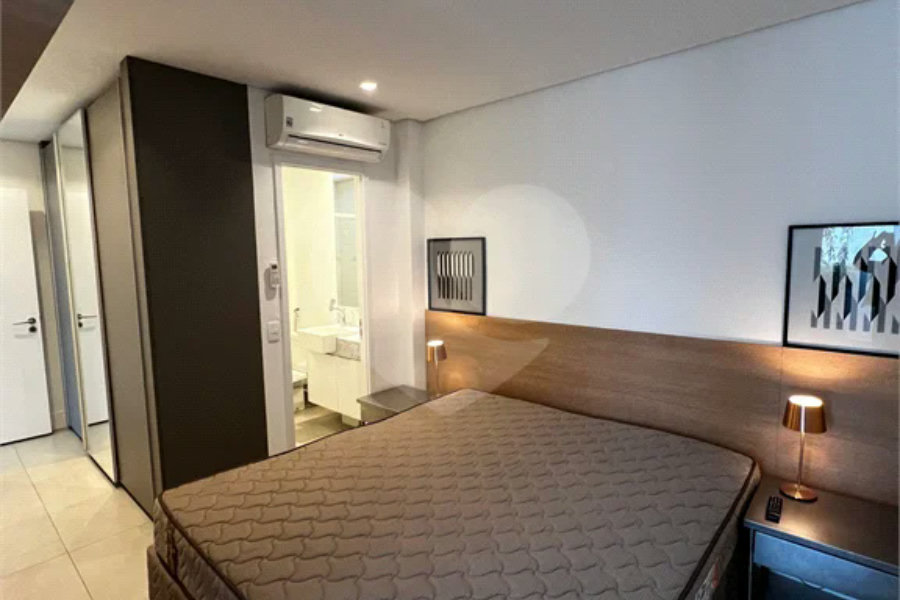 Linda Cobertura Duplex para venda no Jardim Paulista com 87,45 m² decorada!