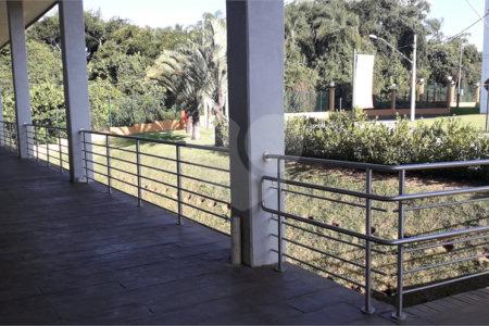 Prédio para alugar em Vila Salles, Atibaia, SP