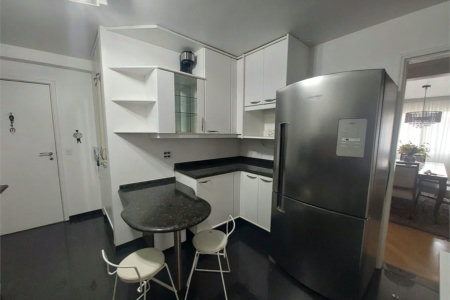 Apartamento à venda com 3 quartos, sendo 2 suítes,  em Cidade São Francisco, São Paulo, SP