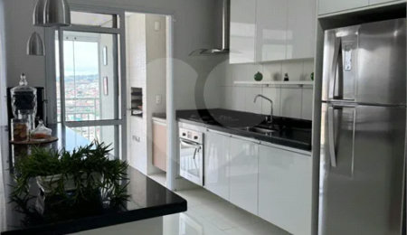 Apartamento à venda com 3 quartos, sendo 1 suíte,  em Vila Suissa, Mogi das Cruzes, SP