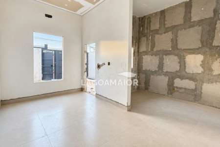 Casa à venda com 2 quartos, sendo 1 suíte, em Bela Vista da Lagoa, Três Lagoas - MS