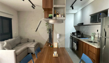 Apartamento à venda ou para alugar com 1 suíte em República, São Paulo, SP