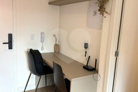 Studio HIS2 mobiliado 38m² na Liberdade, lazer completo, pronto para morar.