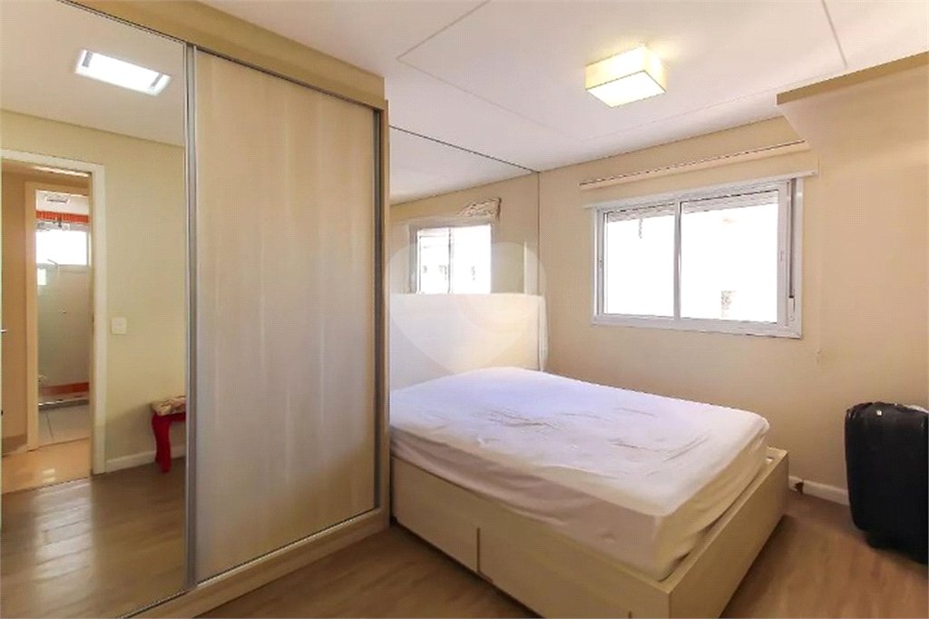 Apartamento disponível para venda | Área Útil : 115m | Área Total 115m | 3 dormitórios | 1 suíte | 4 banheiros | 2 vagas.