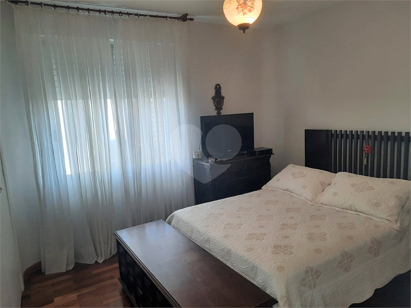 Apartamento à venda com 3 quartos, sendo 1 suíte,  em Alto da Boa Vista, São Paulo, SP
