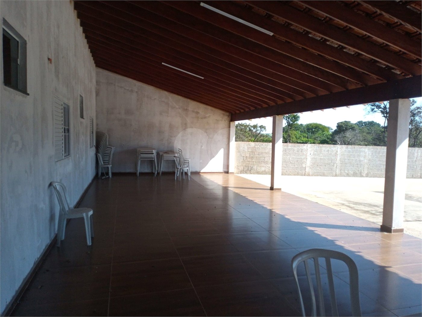 Maravilhosa chácara no Aracê de Santo Antonio recém construída, com uma construção de 230m²