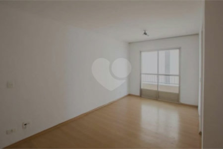 Apartamento para venda no Campo Belo 72m² com 02 dormitórios 1 vaga
