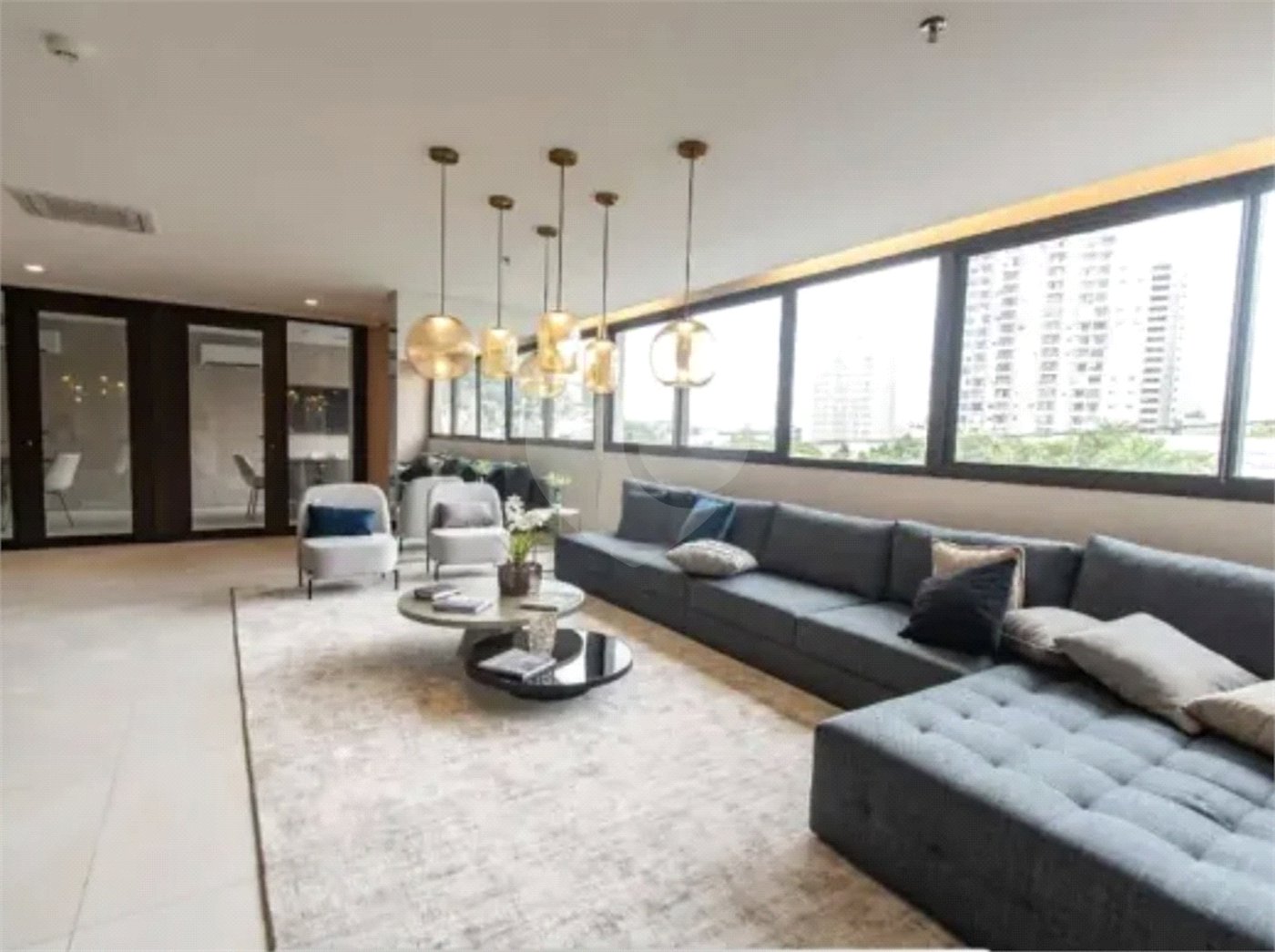 Studio com 28m², mobiliado e com móveis planejados na região do Sacomã em São Paulo - SP.