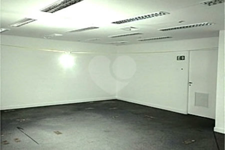 PRÉDIO MONOUSUÁRIO - LOJA CORPORATIVA DE ALTO PADRÃO - BORBA GATO