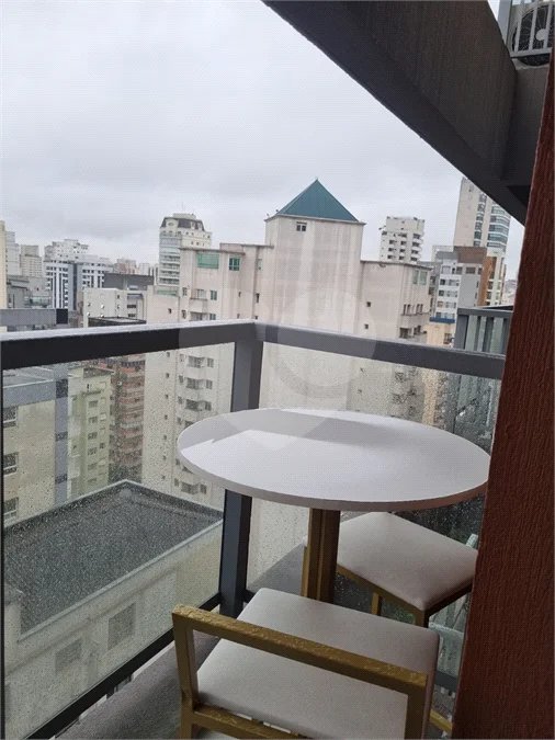 Studio 21M2 mobiliado no Jardim Paulista