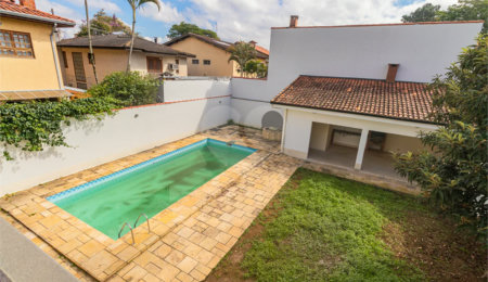 Sobrado à venda com 4 quartos, sendo 2 suítes,  em Interlagos, São Paulo, SP