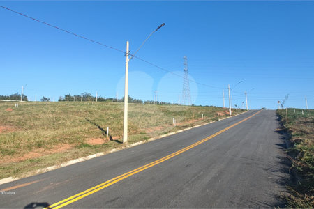 Terreno em Atibaia com 360 m² condomínio fechado com ampla área de lazer