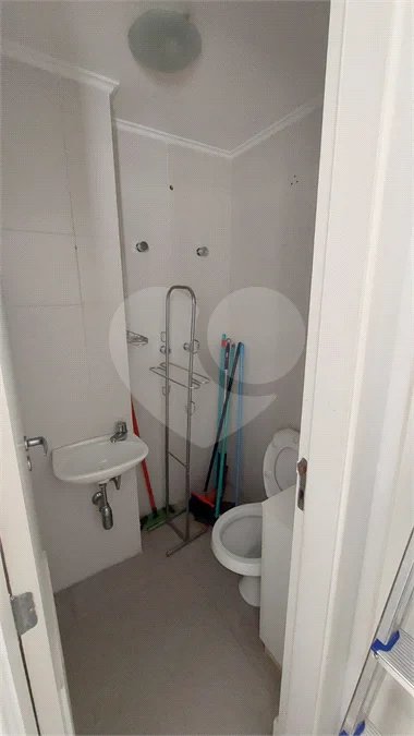 Apartamento de 3 quartos, mobiliado, para locação no Paraíso