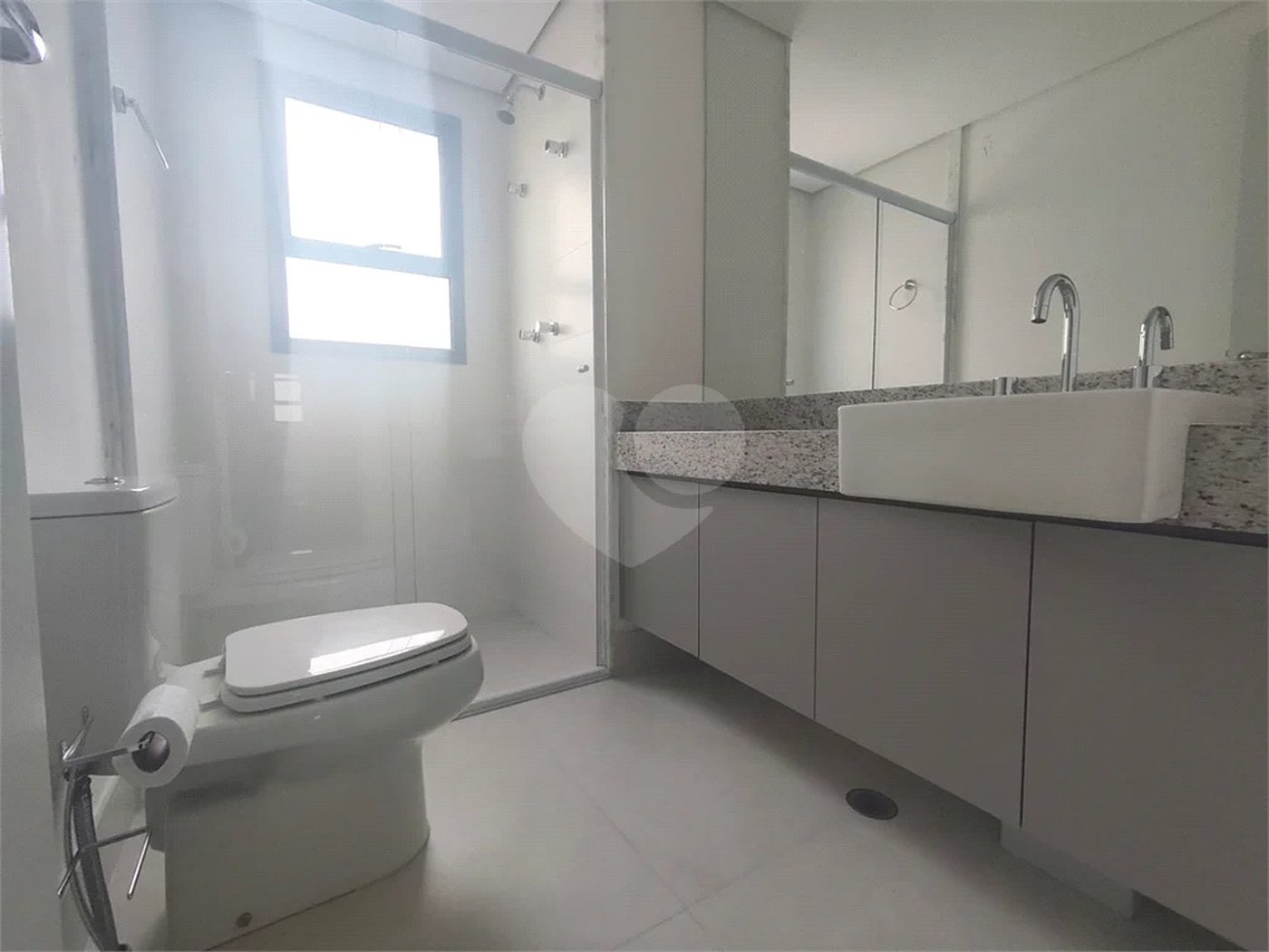 Belíssimo apartamento com 163m², 3 suítes e 2 vagas para locação na Chácara Klabin!
