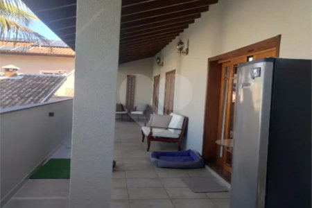 Casa à venda com 3 quartos, sendo 2 suítes,  em Vila Faustina II, Valinhos, SP