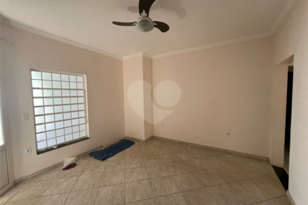 Casa 3 dormitórios em Hortolandia