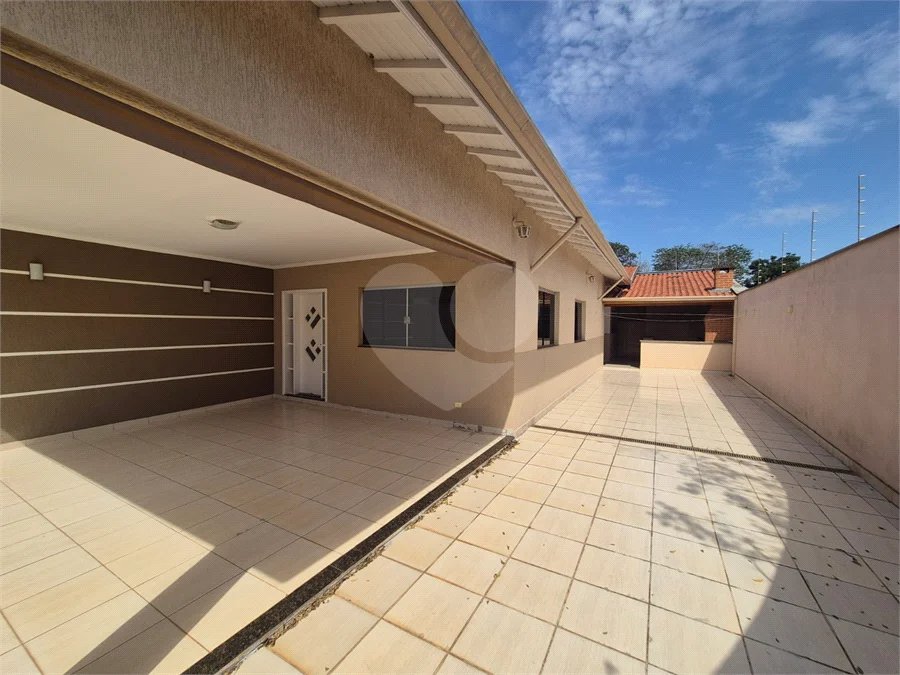 Casa à venda com 4 quartos, sendo 1 suíte,  em Jardim Brasília, Piracicaba, SP