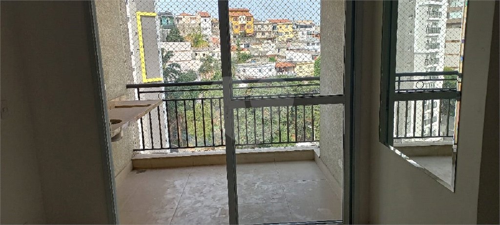 Apartamento com sacada - metrô Tucuruvi - NOVO