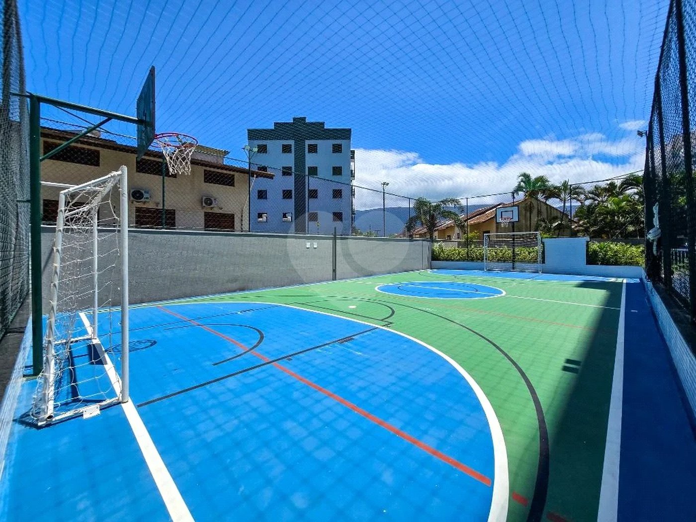 Apartamento à venda com 3 quartos, sendo 1 suíte,  em Maitinga, Bertioga, SP