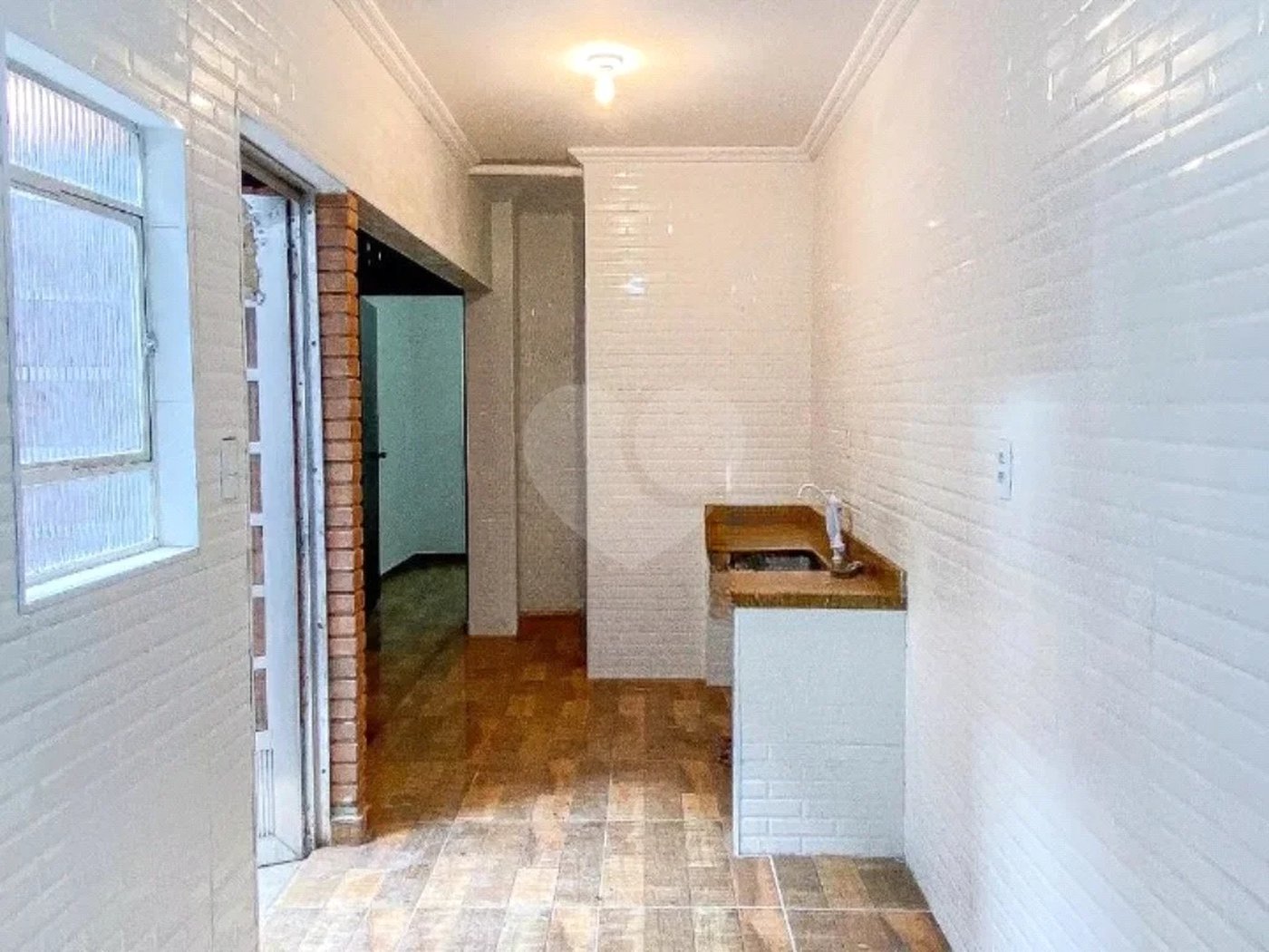 Sobrado com 400m² , 3 dormitórios , sendo 2 suítes , 3 vagas , à venda no centro de Santo André.