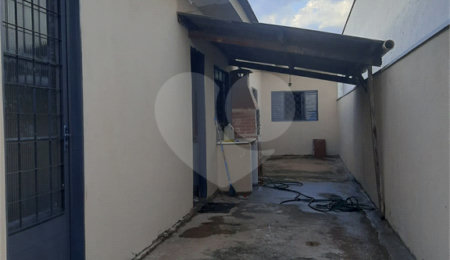 Casa à venda com 2 quartos no Centro, Ibaté, SP