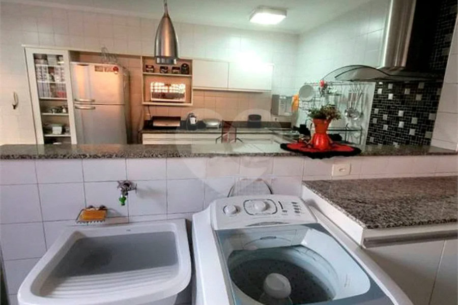 Casa à venda com 4 quartos, sendo 1 suíte, no centro de Piracicaba- SP