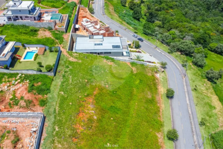 Terreno à venda no condomínio Residencial Campo de Toscana, Vinhedo - SP
