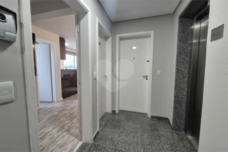 Sala comercial para venda ou locação na Brig.ís Antônio entre Paulista e Parque do Ibirapuera, 70 m², duas vagas de garagem