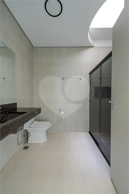 Casa à venda com 4 suítes no condomínio Vale da Santa Fé, Vinhedo - SP