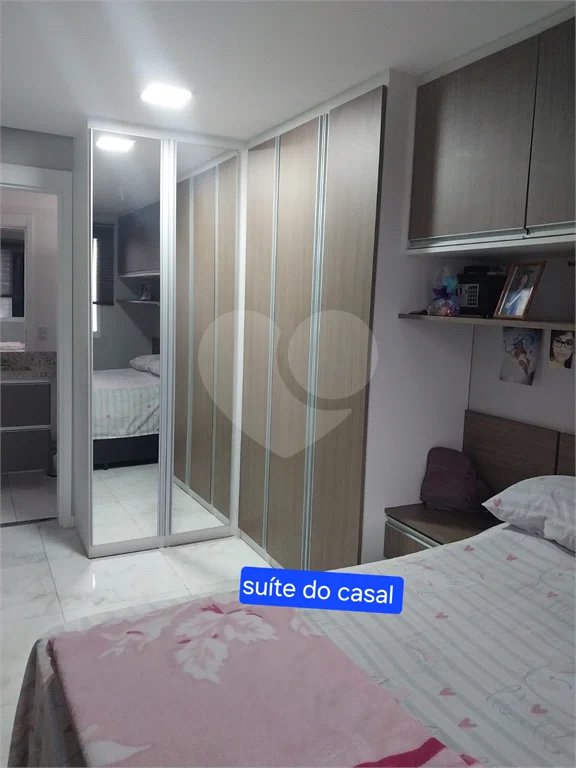 Apartamento de 2 quartos (1 suíte) à venda em Itaquera