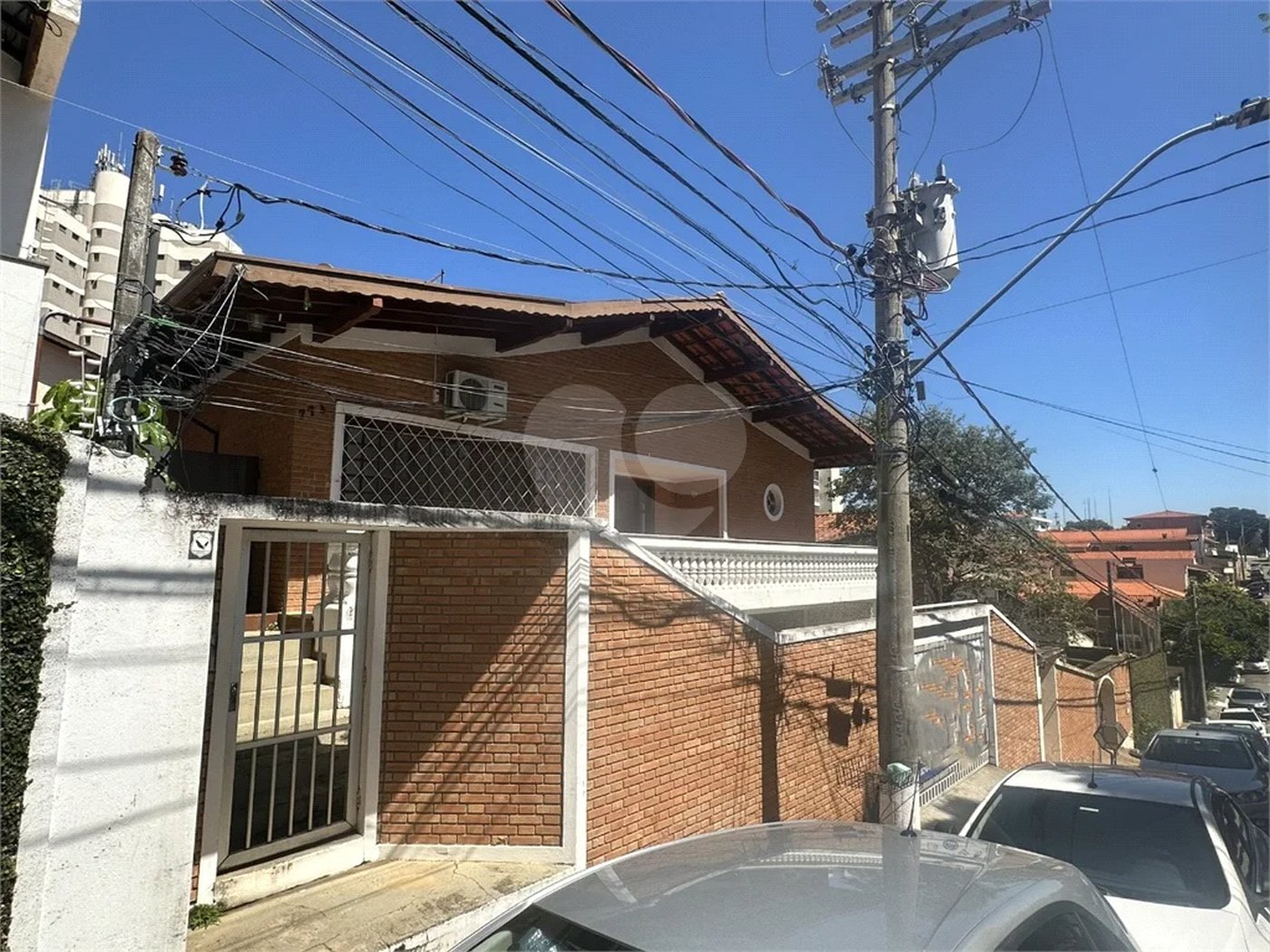 Casa à venda com 4 quartos, sendo 1 suíte,  no Centro, Vinhedo, SP