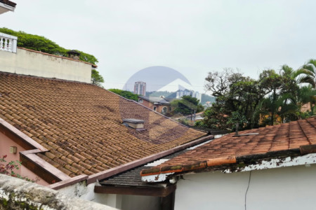 Excelente oportunidade de investimento em terreno de 158 m² com múltiplas possibilidades de aproveitamento!