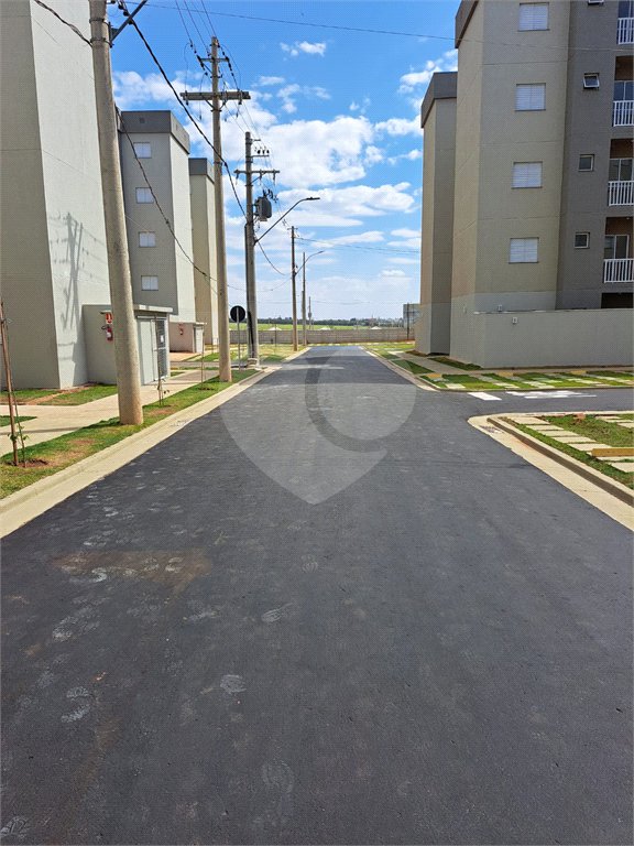 Apartamento novo para venda no Condomínio Residencial Vila das Orquídeas.